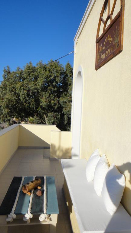 Hotel Niovi Fira  Exterior foto